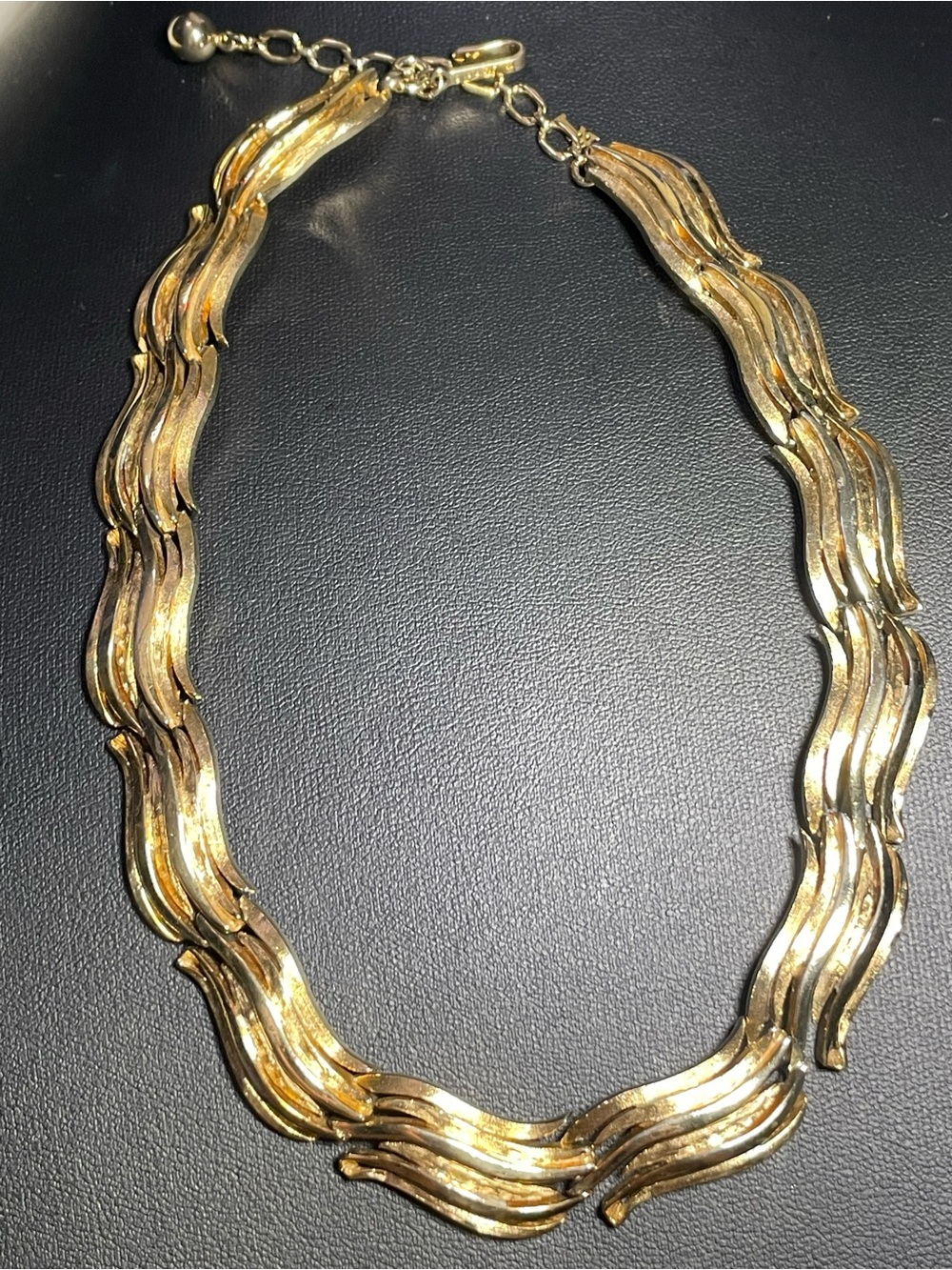 MCM Trifari Gold Wave Link Necklace - Brand Unspecified